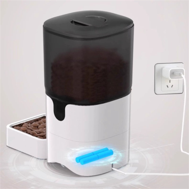 GAMALLE POUR CHAT ET CHIEN AVEC COMMANDE A DISTANCE